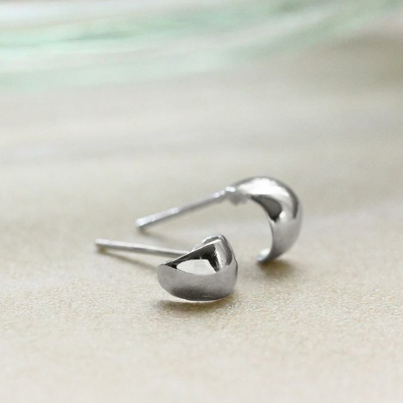 ピアス シルバー925 ラウンド フープ風 スタッドピアス