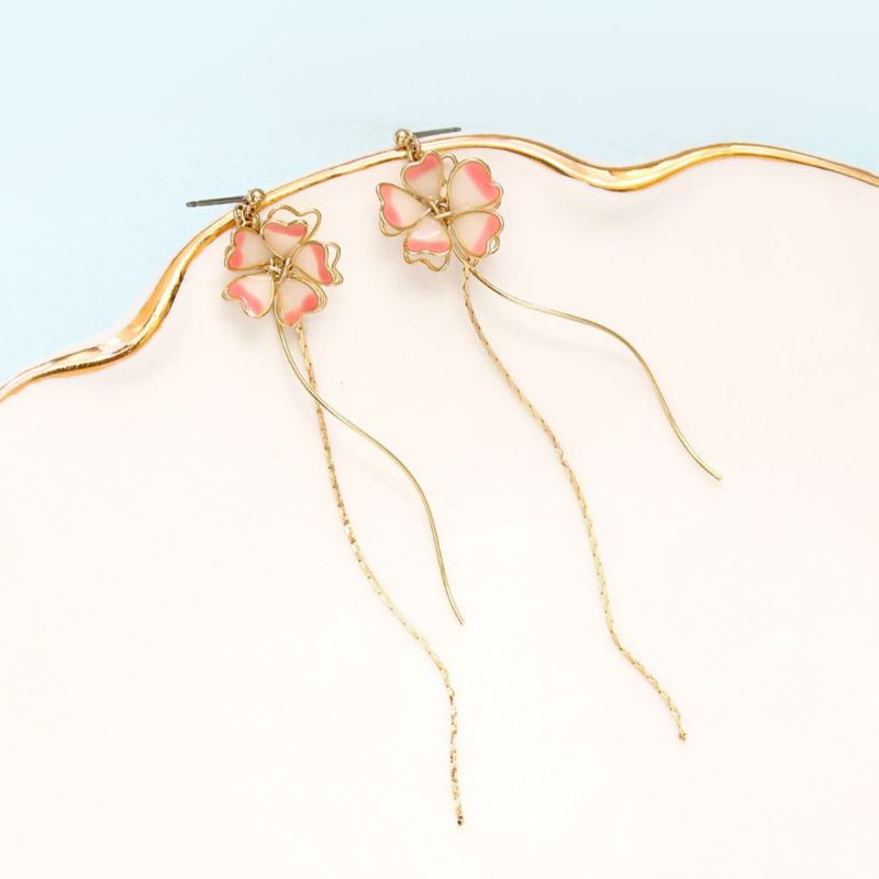 ピアス ニッケルフリー 桜 メタル チェーン ウェーブ チタンポスト スタッドピアス