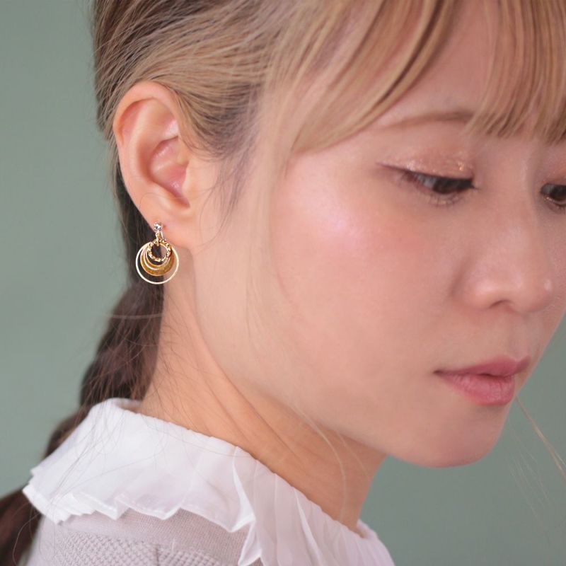 ブルー
