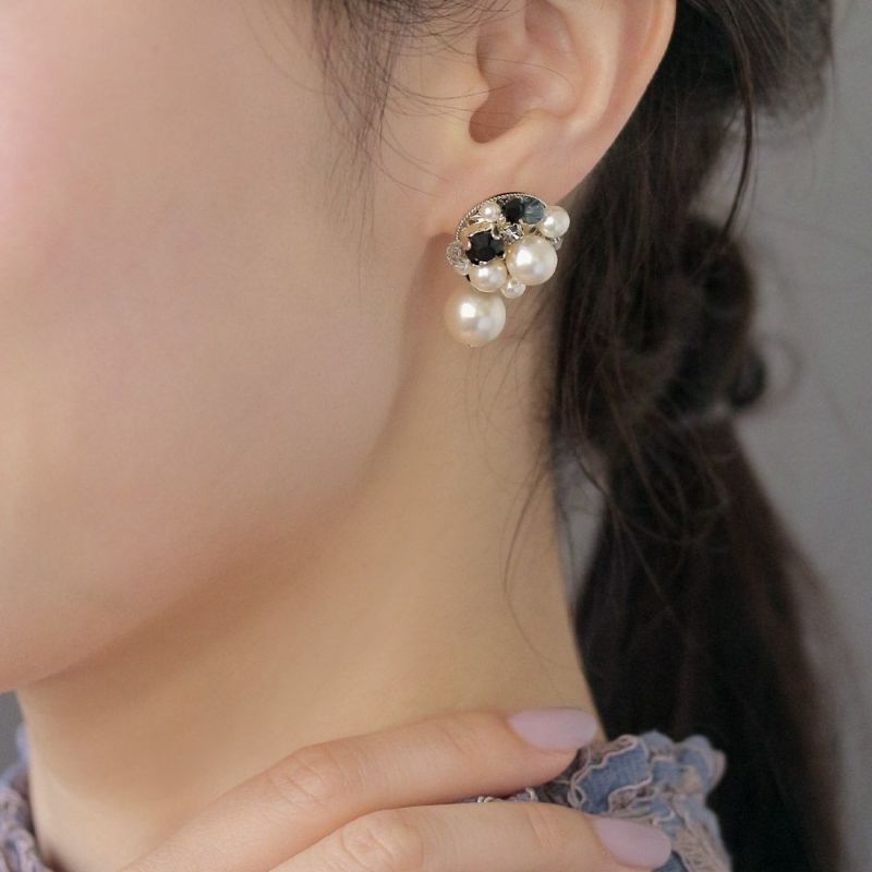 Classy ピアス パール ガラスビジュー パール下がり スタッドピアス
