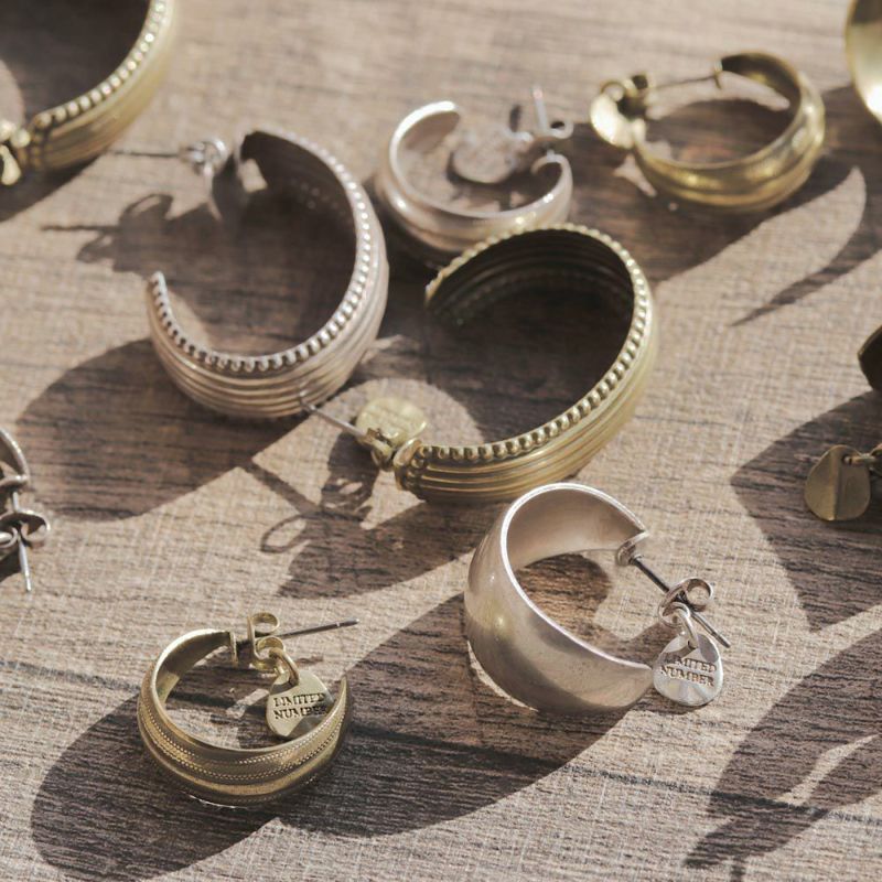 【LIMITED NUMBER】70’s USAparts メタル チタンポスト C型 スタッドピアス