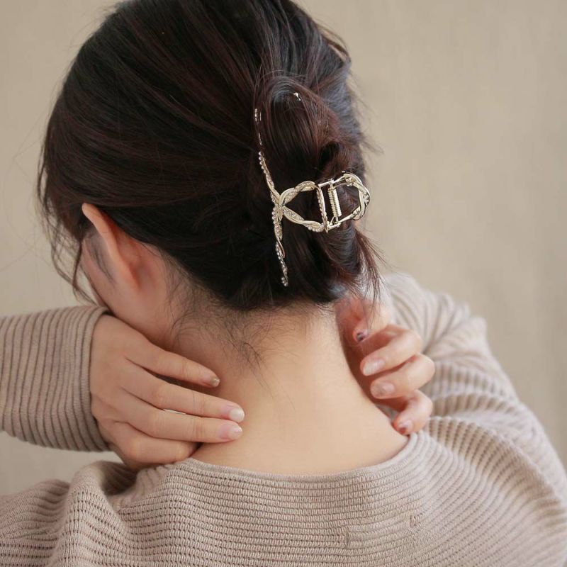 ヘアクリップ ニッケルフリー パール&ストーン ツイストメタル ループデザイン バンスクリップ