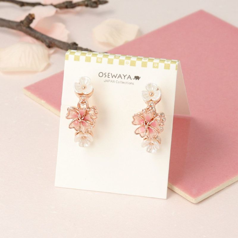 ノンホールピアス ニッケルフリー 桜 ワイヤーフラワー カーブ イヤリング 樹脂タイプ