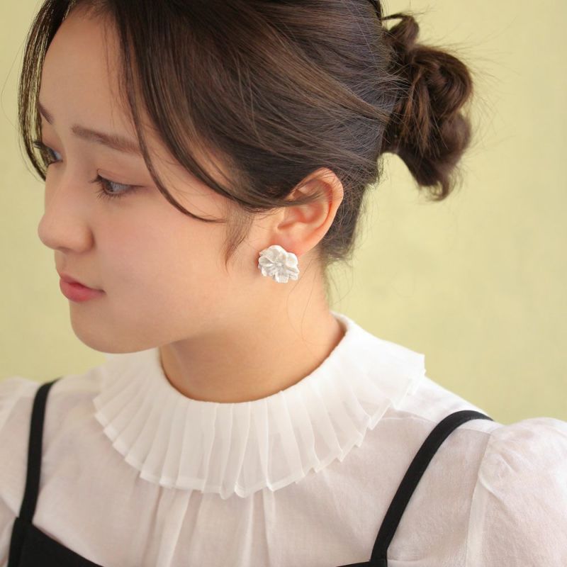 ピアス ニッケルフリー 桜 パール チタンポスト バックキャッチ スタッドピアス