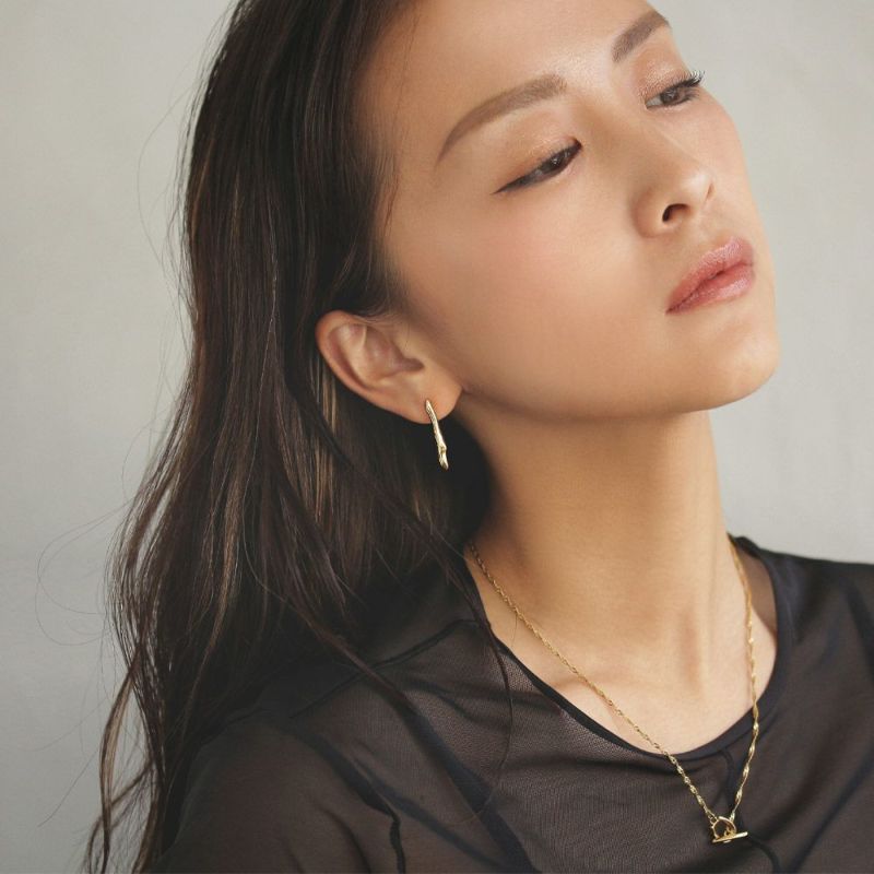 【Finobelle】Stainless Luxe ピアス ソフト ライン サージカルステンレスポスト スタッドピアス