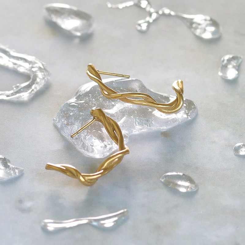【Finobelle】Stainless Luxe ピアス クロス カーブ サージカルステンレスポスト スタッドピアス