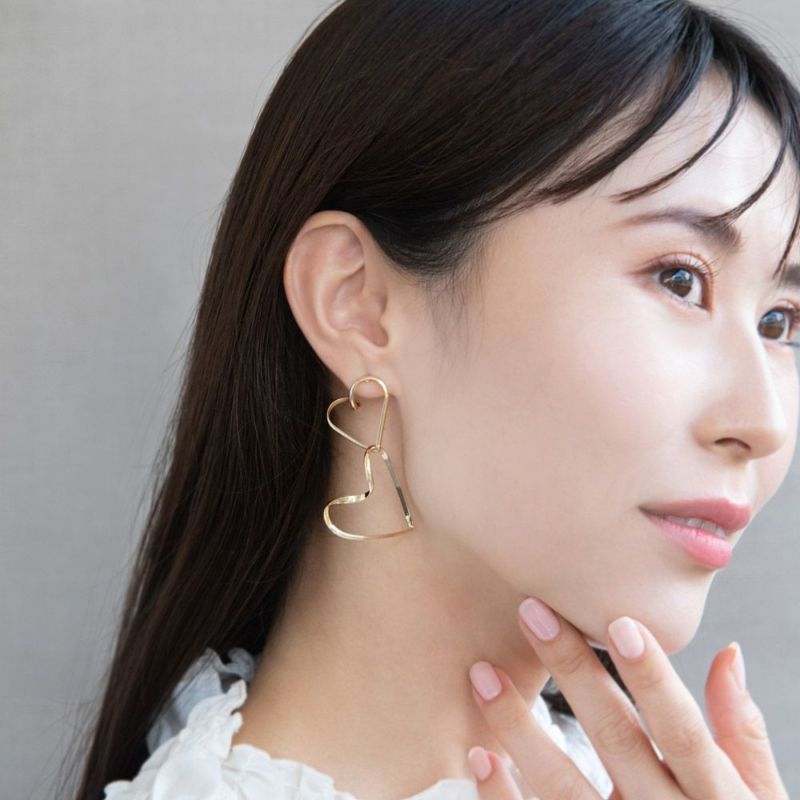 ピアス ニッケルフリー ダブル ハート ビッグ チタンポスト スタッドピアス