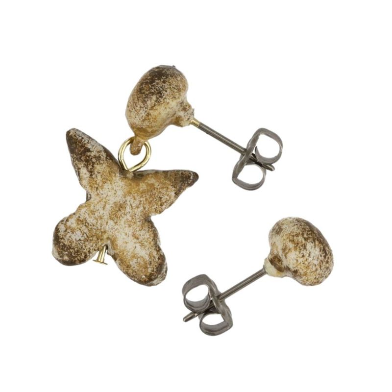 ピアス 陶器風 砂色 アシンメトリー チタンポスト スタッドピアス