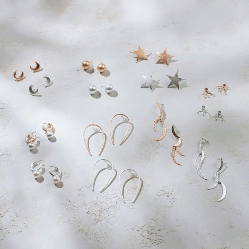 【LIMITED NUMBER】MOON ピアス ニッケルフリー マットメタル クレッセントムーン チタンポスト スタッドピアス