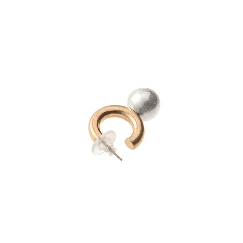 【LIMITED NUMBER】MOON ピアス ニッケルフリー マットメタル フルムーン ボール チタンポスト スタッドピアス
