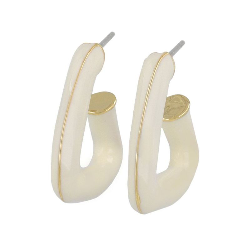 ピアス カラー メタル トライアングル チタンポスト C型 スタッドピアス