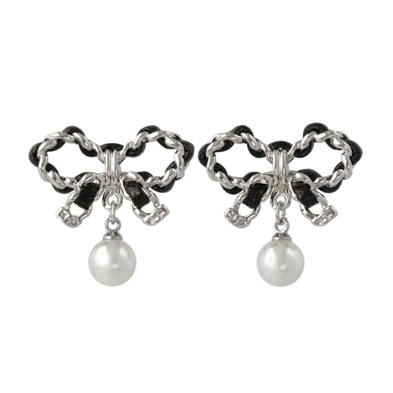 ピアス メタル ブラック チェーン リボン パール シルバーポスト スタッドピアス