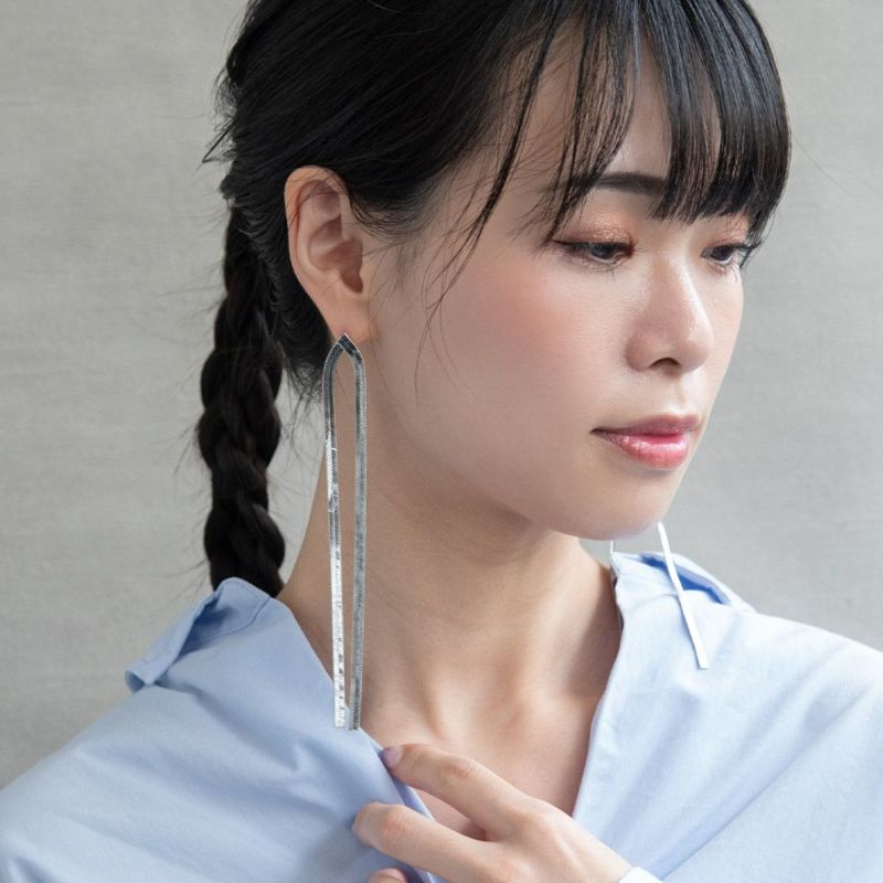 ピアス ニッケルフリー メタル ロング スネーク チェーン スタッドピアス