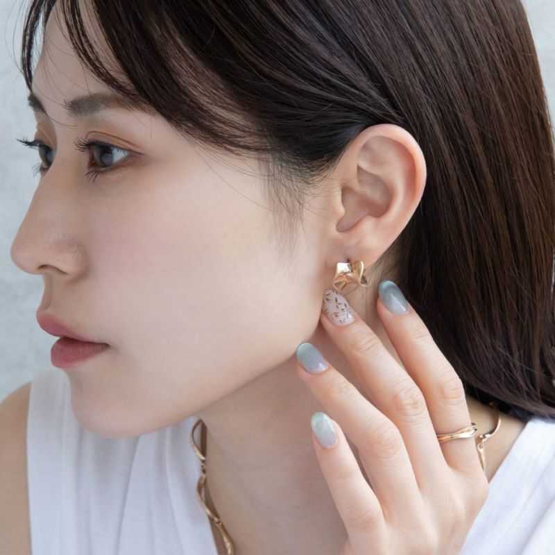 ピアス ripple メタル ウェーブ プレート チタンポスト C型 スタッドピアス