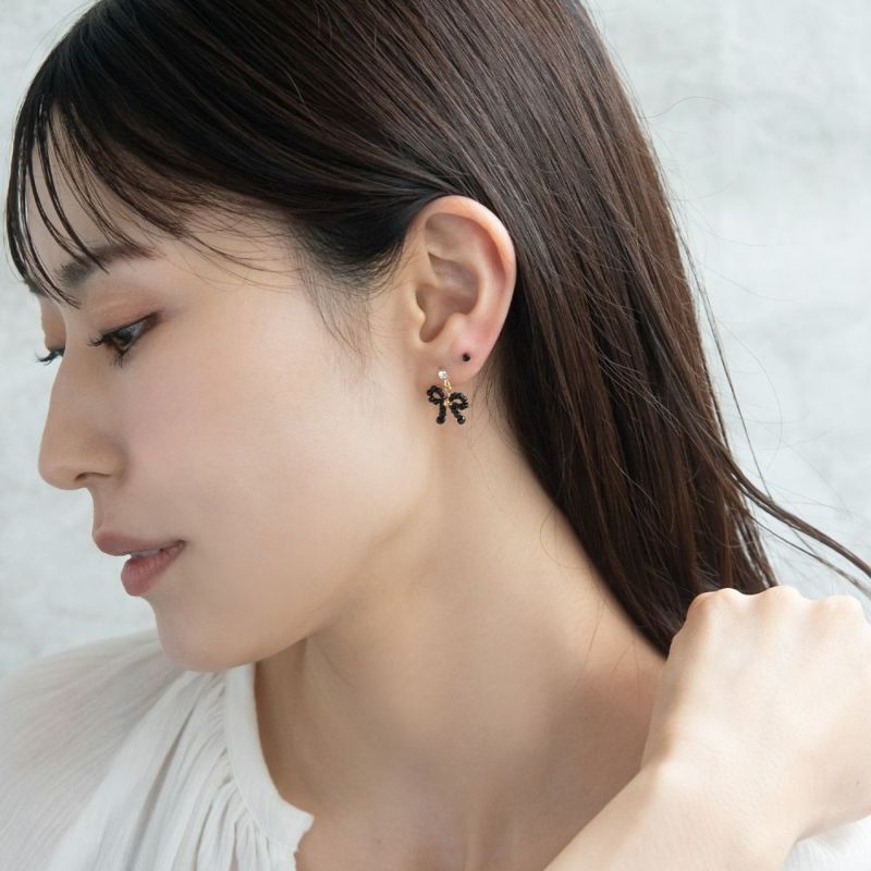 樹脂ピアス ビーズ リボン カラー ストーン 4個セット スタッドピアス