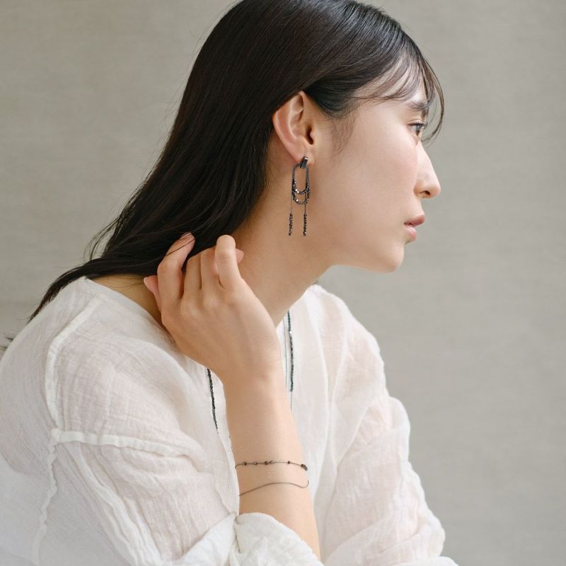 ピアス grain. ニッケルフリー メタル ビーズ スクエアー チェーン 2連風 オーバル チタンポスト スタッドピアス