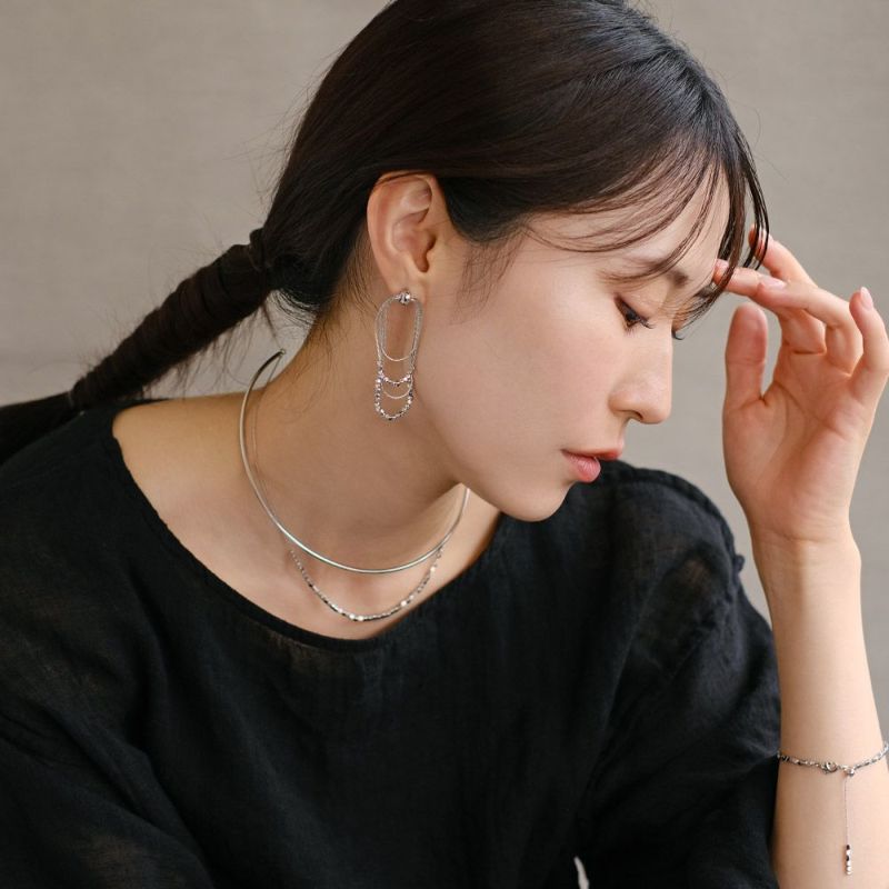 ピアス grain. ニッケルフリー メタル ビーズ スクエアー チェーン 4連 オーバル チタンポスト スタッドピアス