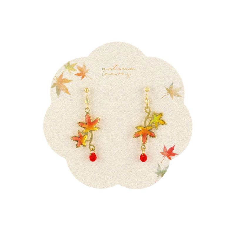 ピアス 和風 紅葉 もみじ グラデーション アシンメトリー メタル チタンポスト スタッドピアス