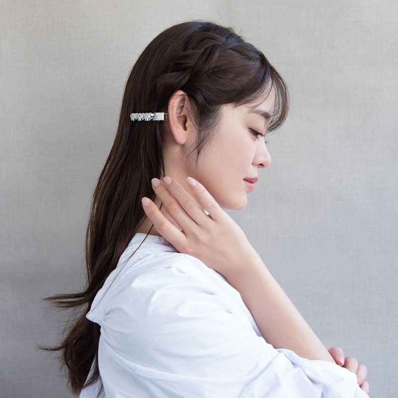 ヘアクリップ yura メタル トリプル ハート リボン ミニクリップ