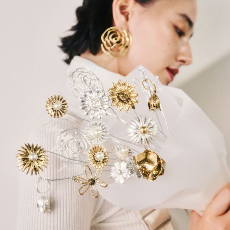 【LIMITED NUMBER】Vintage Like ピアス ニッケルフリー メタル フラワー アネモネ ダブル チタンポスト スタッドピアス