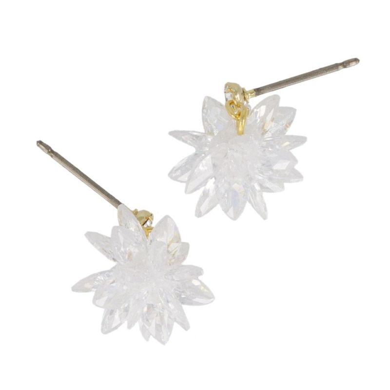 ピアス ニッケルフリー メタル キュービックジルコニア 金平糖 雪の結晶 チタンポスト スタッドピアス