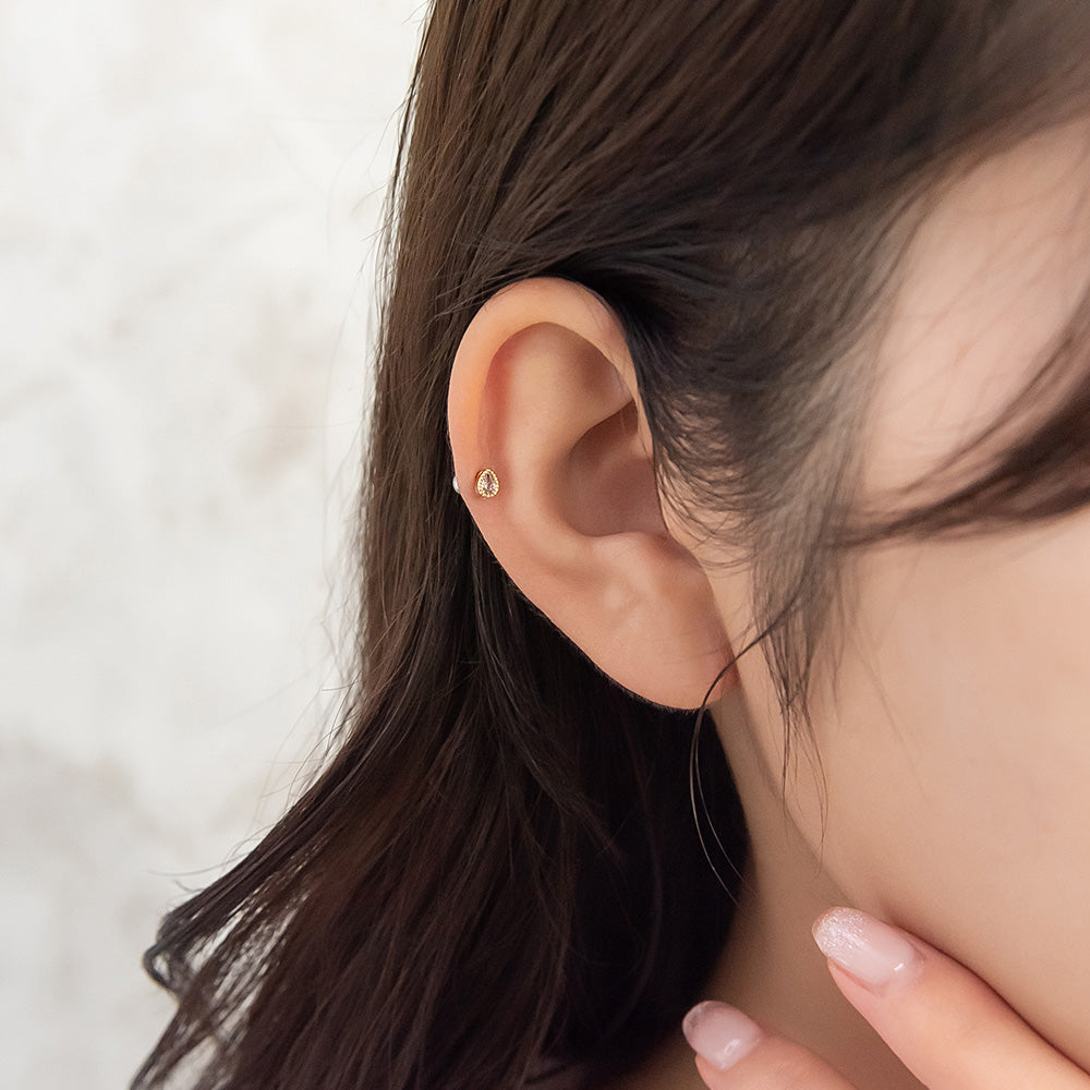 ボディピアス ドロップ キュービックジルコニア ストレートバーベル ネジ式 サージカルステンレス 18G 【1個販売】