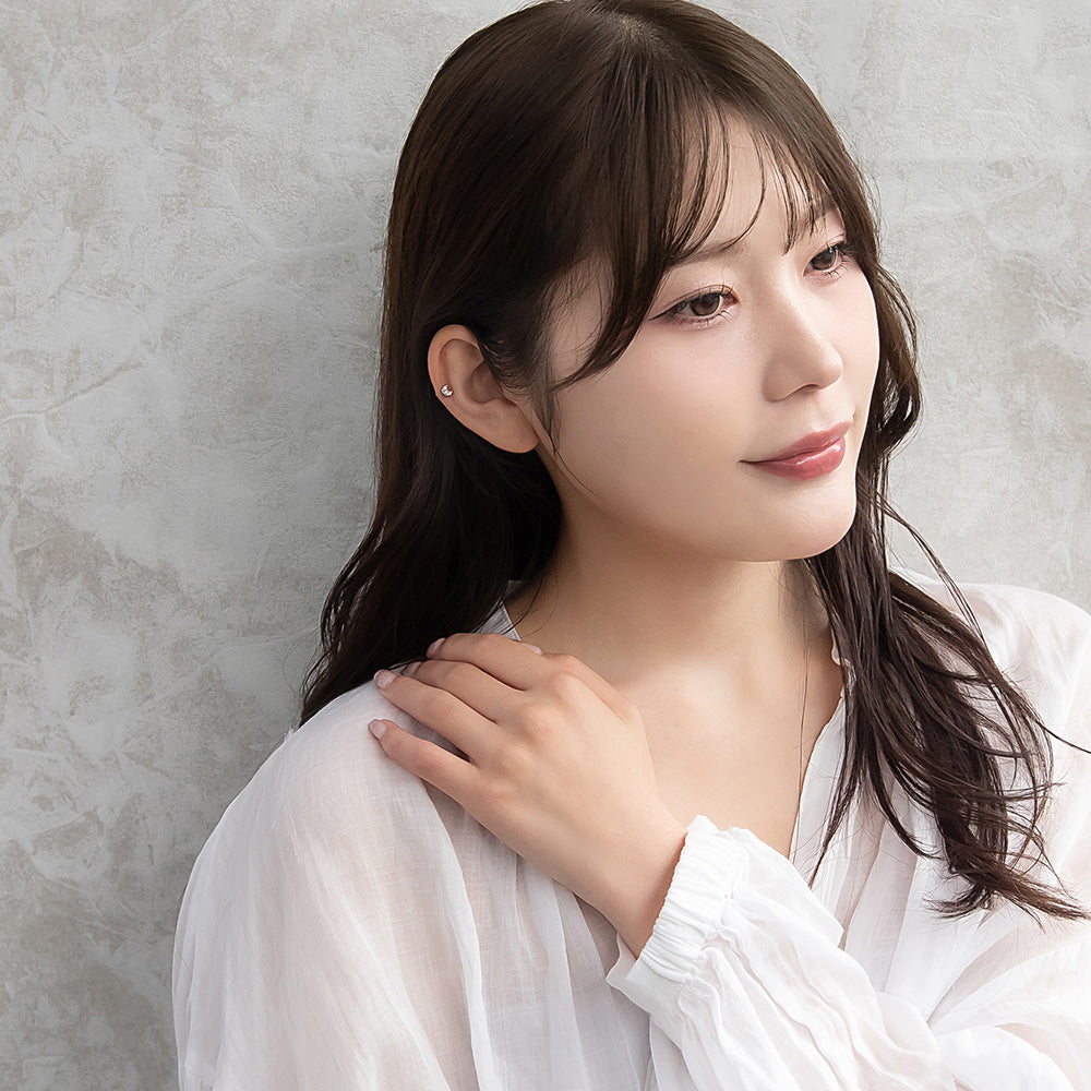 ボディピアス ムーン 三日月 キュービックジルコニア ストレートバーベル ネジ式 サージカルステンレス 18G 【1個販売】