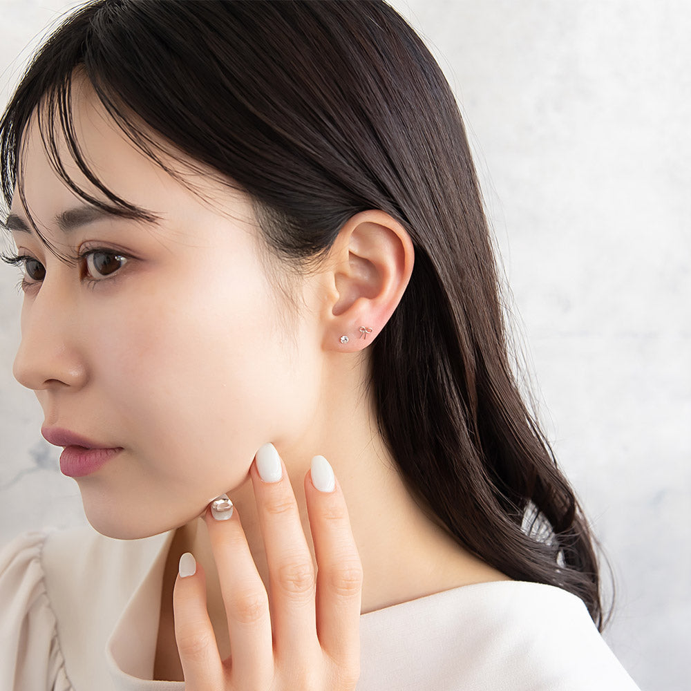 樹脂ピアス ニッケルフリー メタル リボン パール ストーン 6個セット ポストピアス