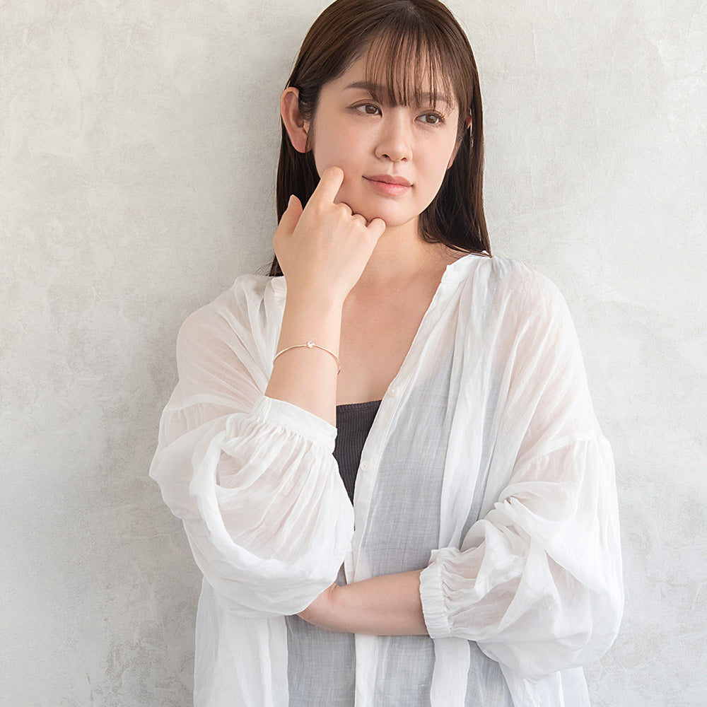 ブレスレット ニッケルフリー メタル キュービックジルコニア トライアングル ライン アーチ マグネットブレスレット