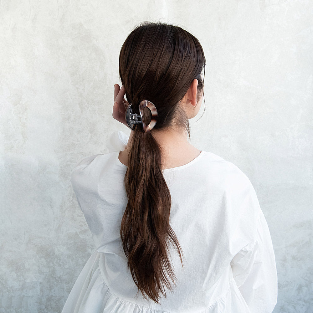 ヘアクリップ オーバル フレーム カーブ マーブル ベーシックカラー バンスクリップ