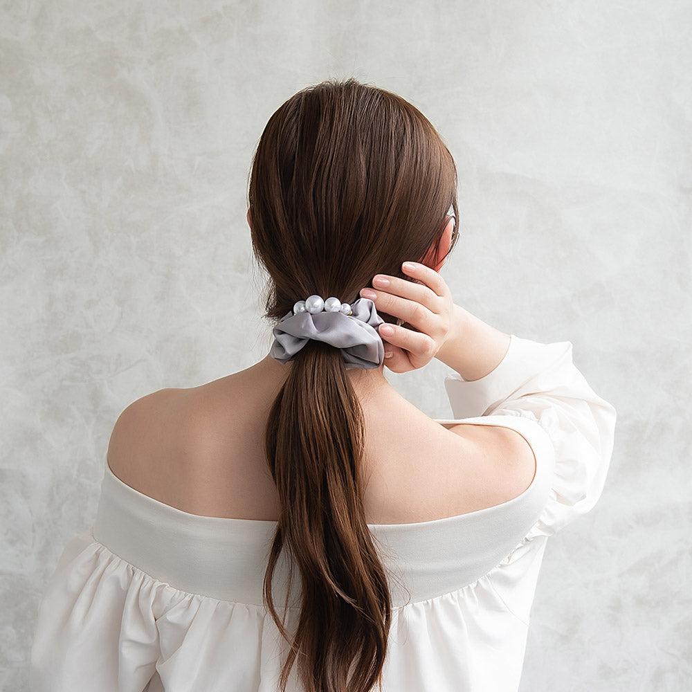 シュシュ ポイント パール ライン ヘアゴム ヘアポニー