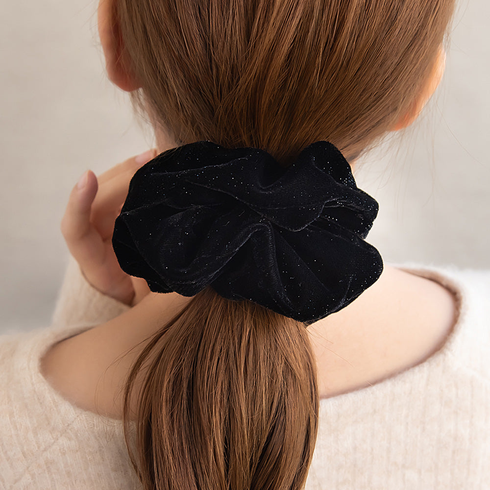 シュシュ ラメベロア シマー ボリューム ブラック