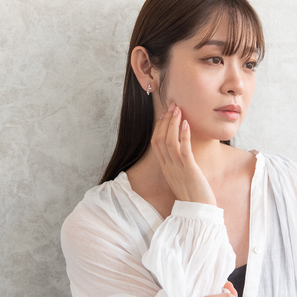 イヤリング ニッケルフリー メタル ミニ ストーン レクタングル 下がり ネジバネ式イヤリング