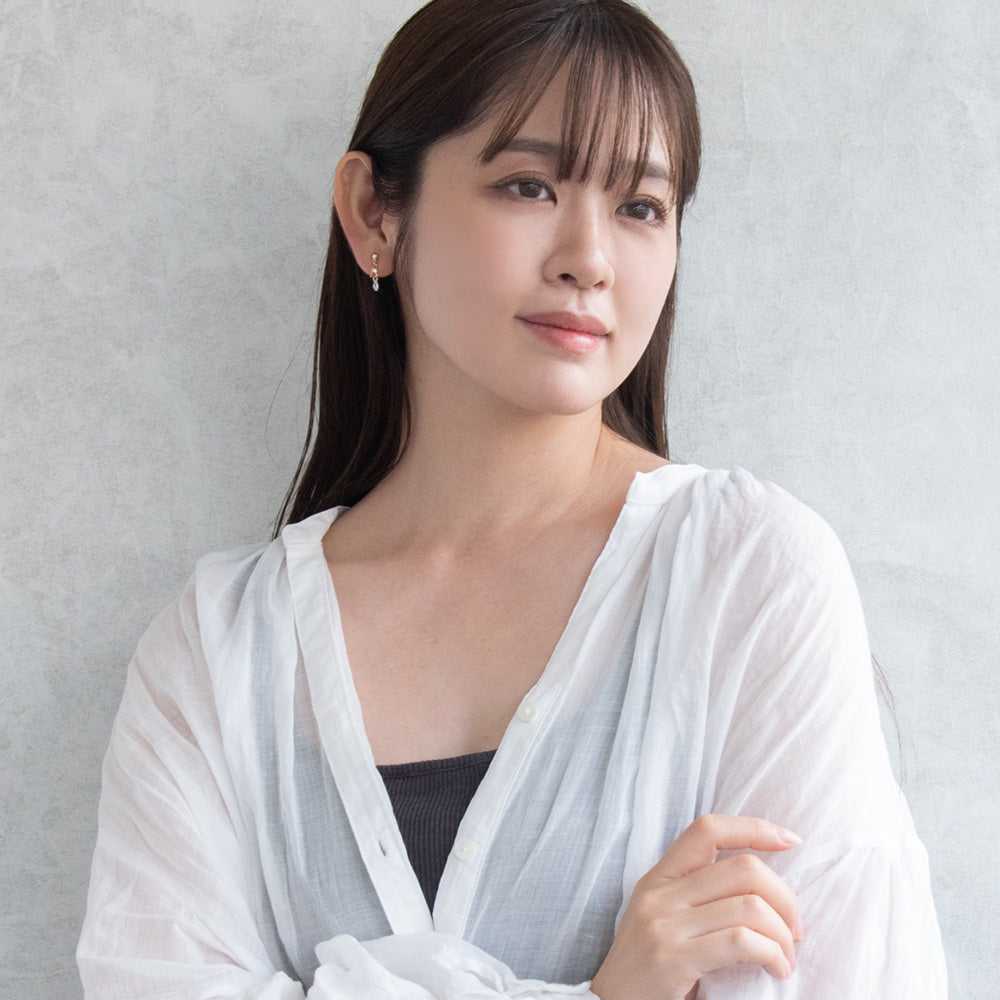 イヤリング ニッケルフリー メタル キュービックジルコニア ミニ ストーン ドロップ 下がり ネジバネ式イヤリング