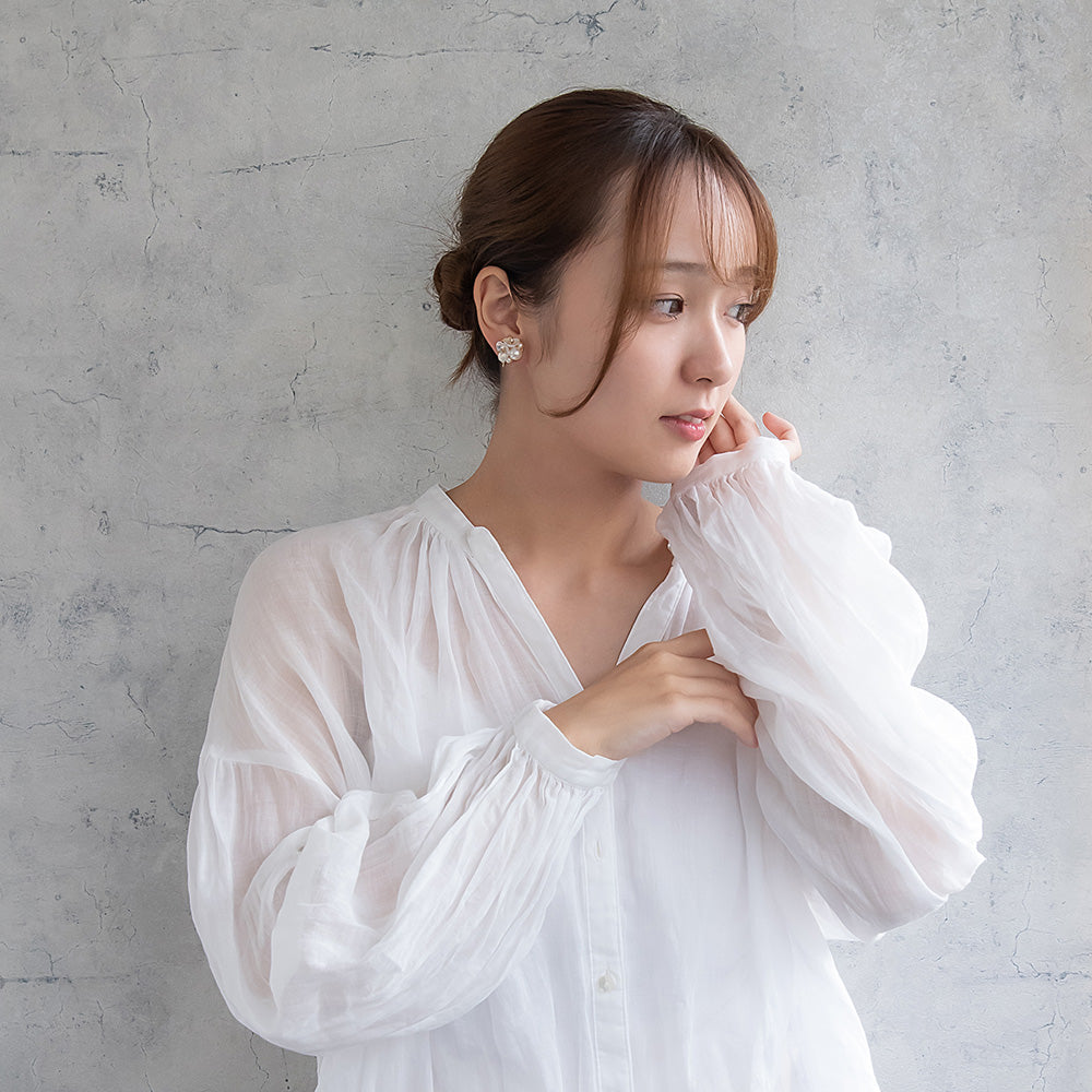 Classy イヤリング ニッケルフリー フラワー パール ネジバネ式イヤリング