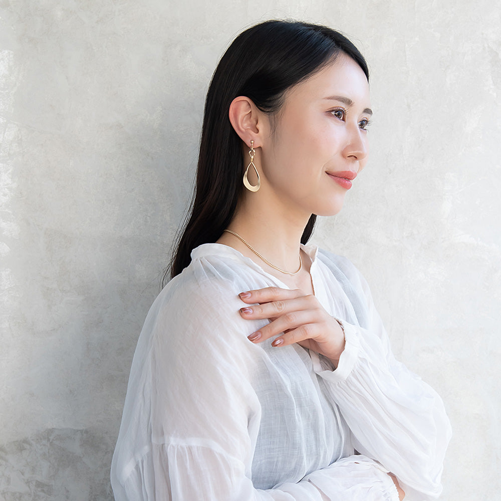 イヤリング ニッケルフリー sable gold メタル ツイスト ドロップ ネジバネ式イヤリング