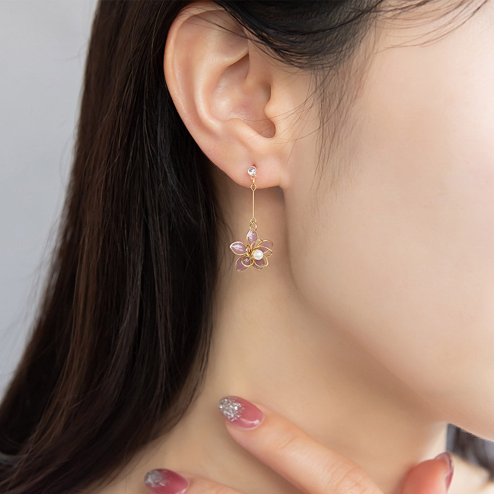 樹脂ピアス ニッケルフリー メタル ワイヤーフラワー 花 ストーン パール スタッドピアス
