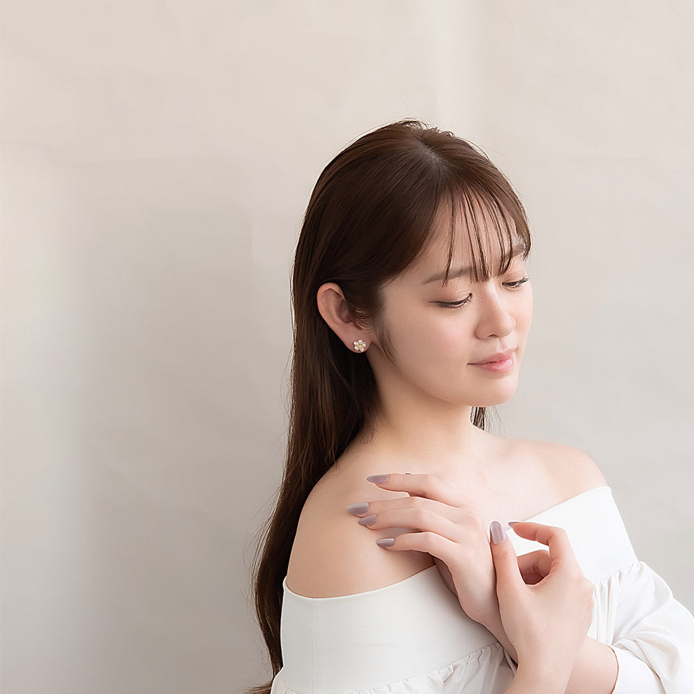 ピアス ニッケルフリー メタル ミニ フラワー 花 パール ステンレスポスト スタッドピアス