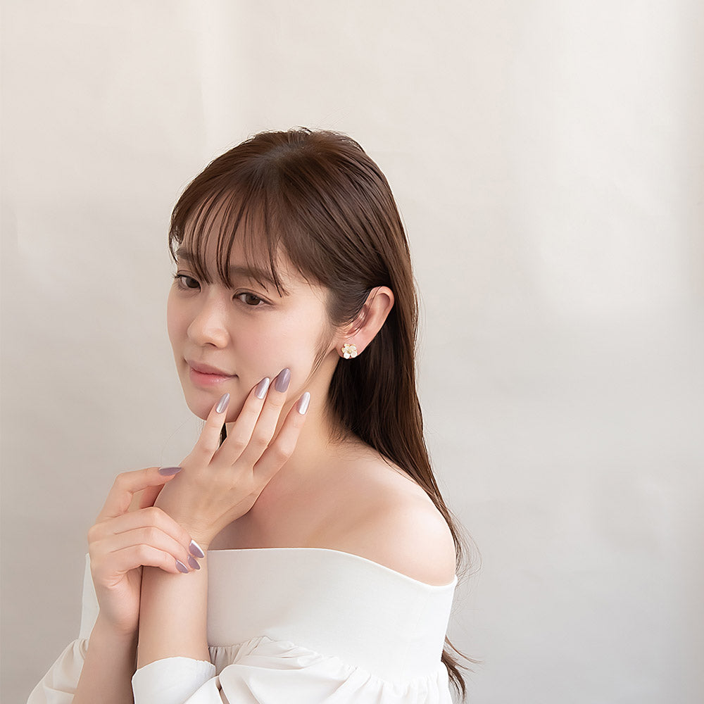 ピアス ニッケルフリー メタル フラワー 花 ダブル 重ね ステンレスポスト スタッドピアス