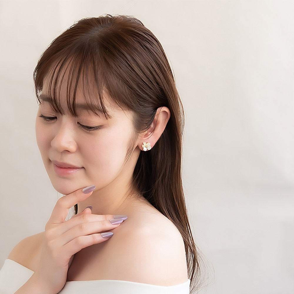 ピアス ニッケルフリー メタル フラワー 花 ダブル 重ね ステンレスポスト スタッドピアス