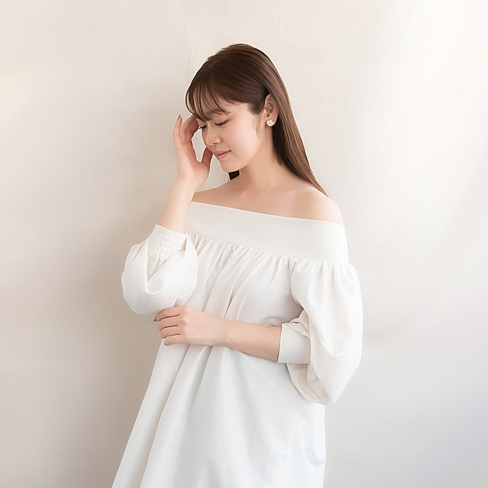 ピアス ニッケルフリー メタル フラワー 花 ダブル 重ね ステンレスポスト スタッドピアス