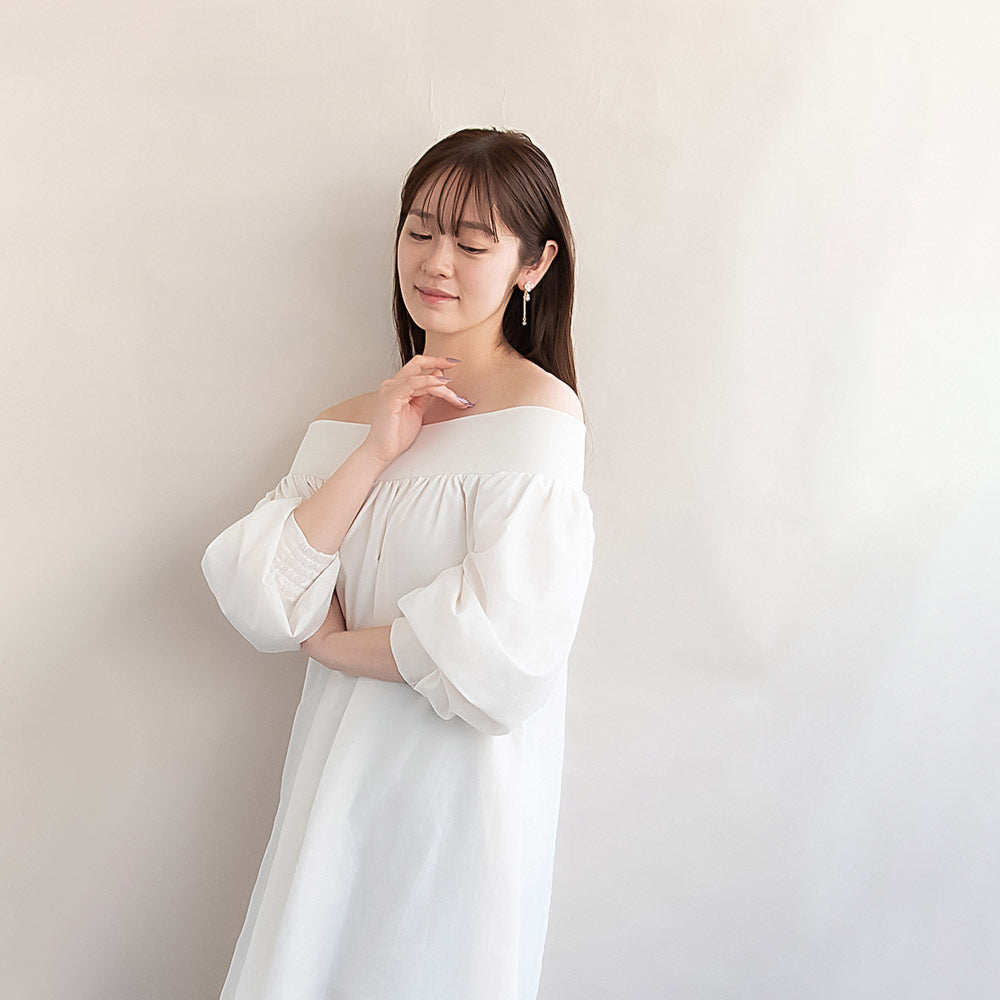 ピアス ニッケルフリー メタル フラワー 花 パール クリア ビーズ チェーン 下がり ステンレスポスト スタッドピアス