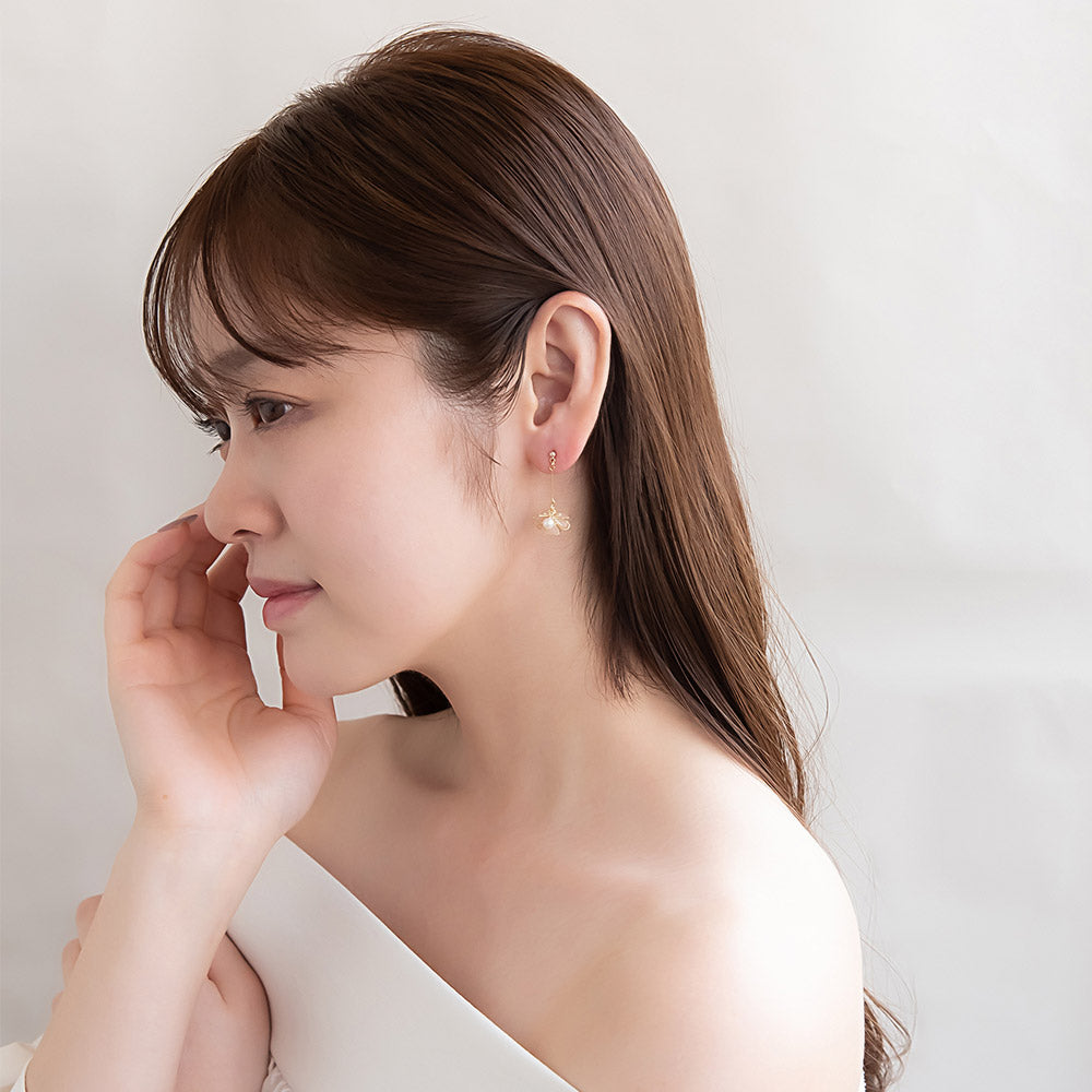 ピアス ニッケルフリー メタル ダブル フラワー 花 立体 ワイヤー パール パステルカラー チタンポスト スタッドピアス