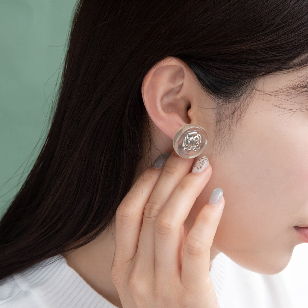ピアス ニッケルフリー メタル フラワー ローズ 薔薇 クリア 変形 サークル チタンポスト スタッドピアス
