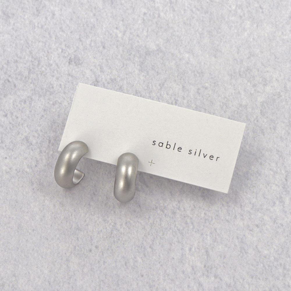 ピアス sable silver メタル カーブ ライン ラウンド C型 スタッドピアス