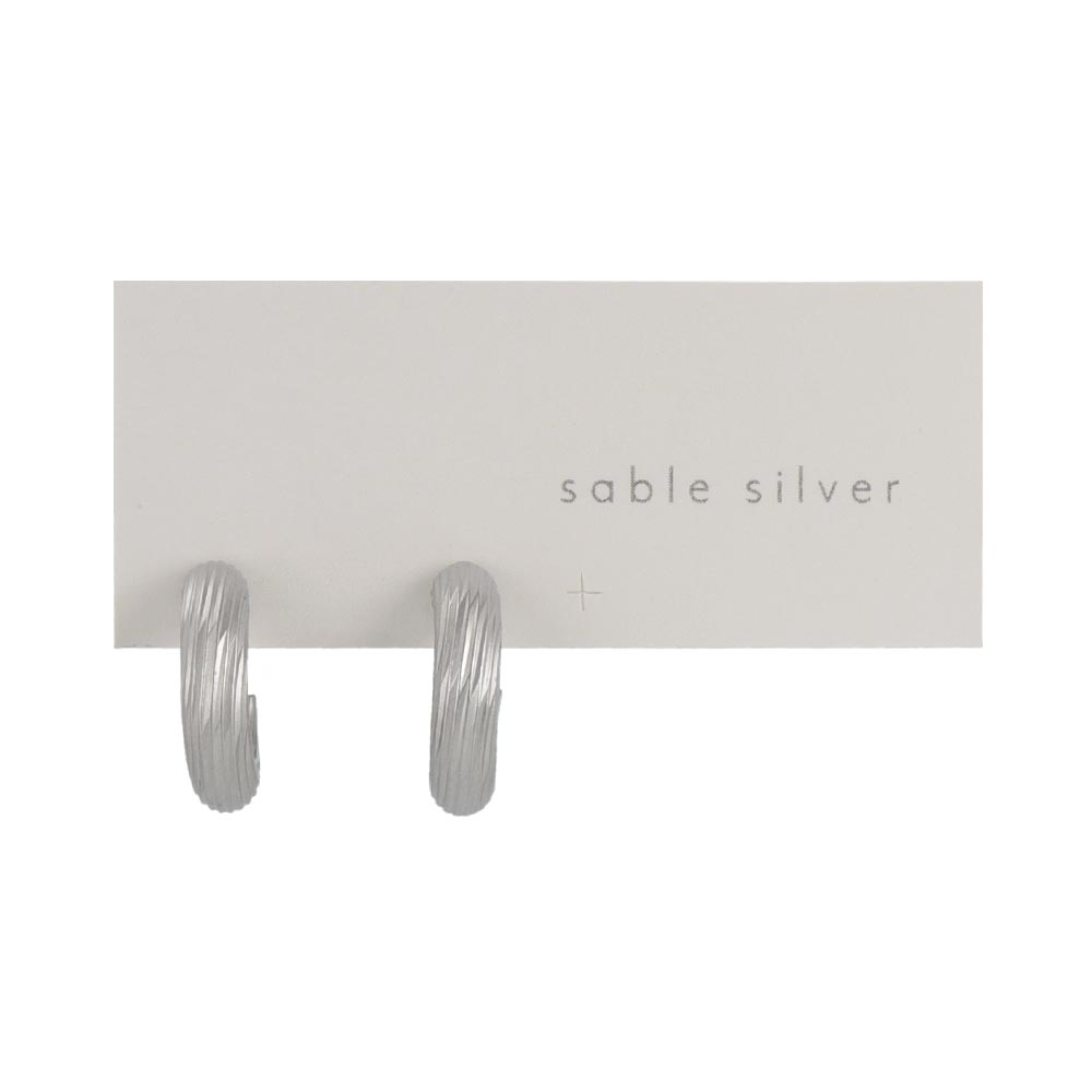 ピアス sable silver メタル ライン テクスチャー C型 スタッドピアス
