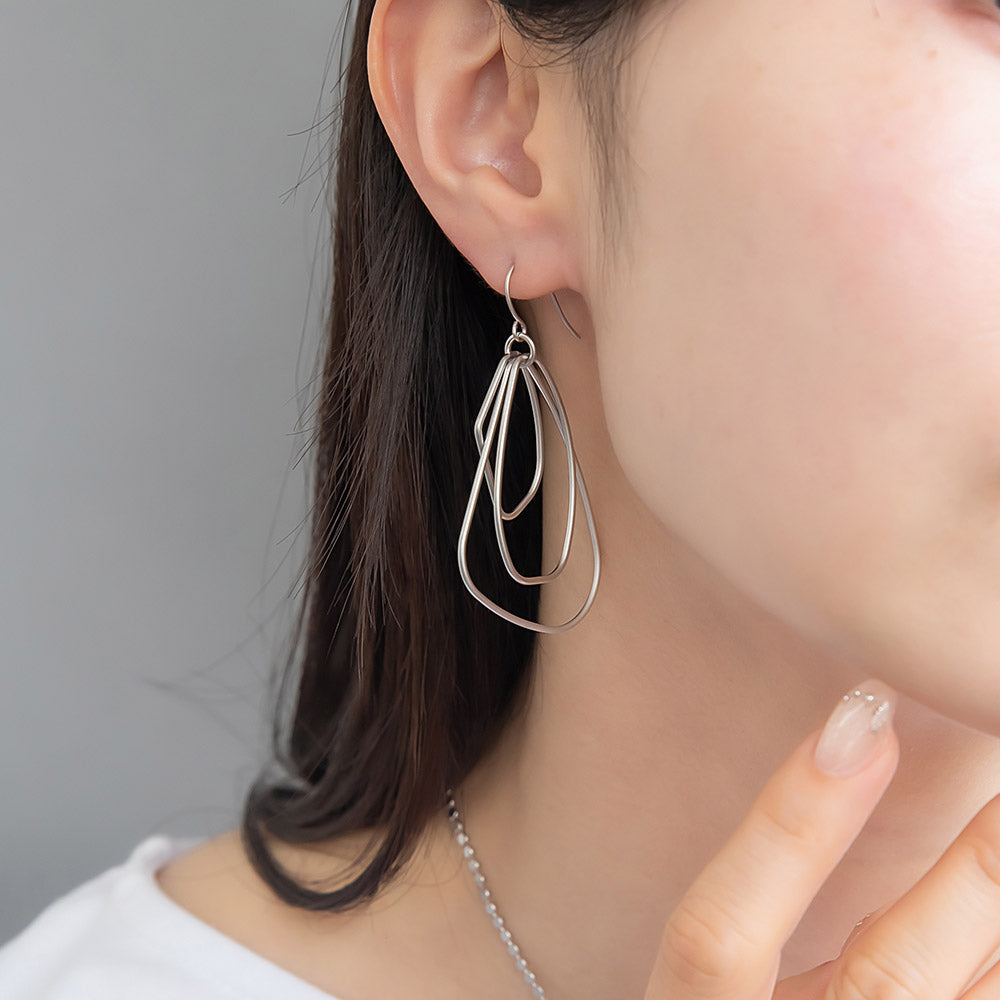 ピアス ニッケルフリー sable silver メタル トリプル レイヤード マルチ 変形 ドロップ フックピアス