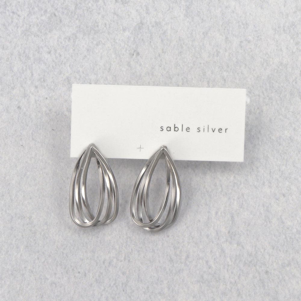 ピアス ニッケルフリー sable silver メタル トリプル レイヤード ドロップ クロス ライン スタッドピアス