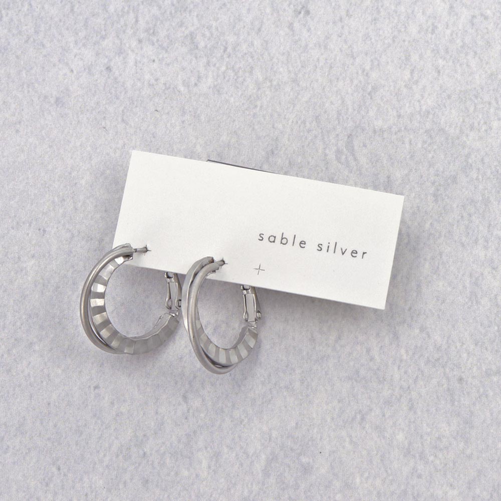 ピアス ニッケルフリー sable silver メタル ダブル クロス ライン サイド テクスチャー フープピアス