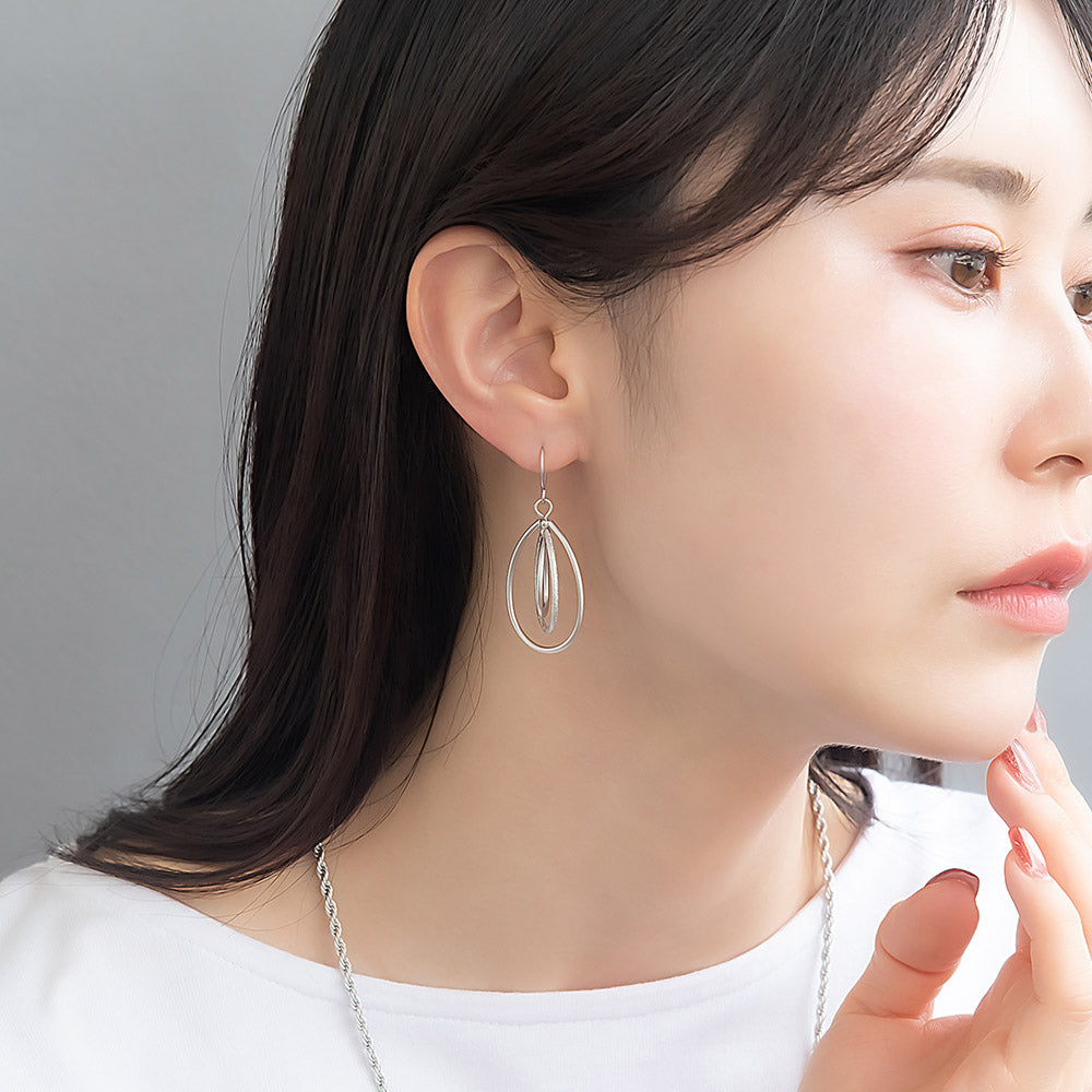 ピアス ニッケルフリー sable silver メタル トリプル ドロップ 梨地 フックピアス